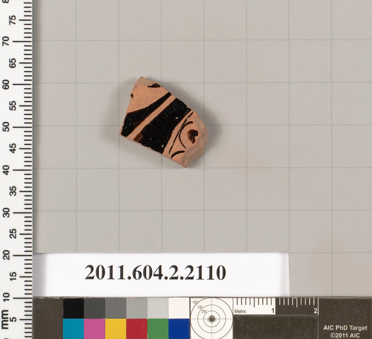Terracotta fragment of a pot; glazed on the inside — Unknown