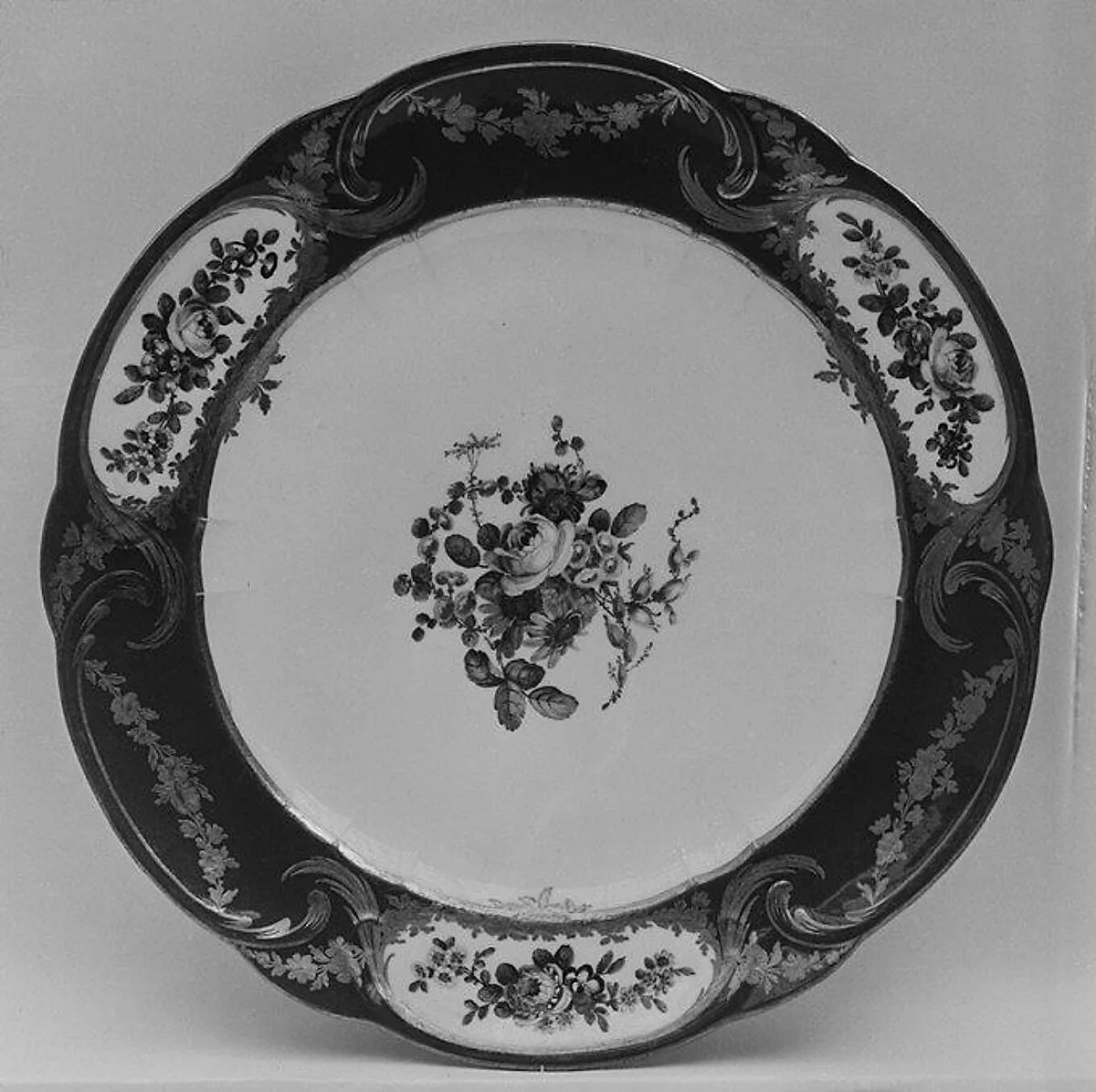 Plate (assiette à palmes) (1 of 102) (part of a service) — Sèvres Manufactory|Charles-Louis Méreaud