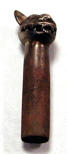 Silver Pole Top with Feline