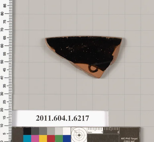 Terracotta rim fragment of a kylix (drinking cup)