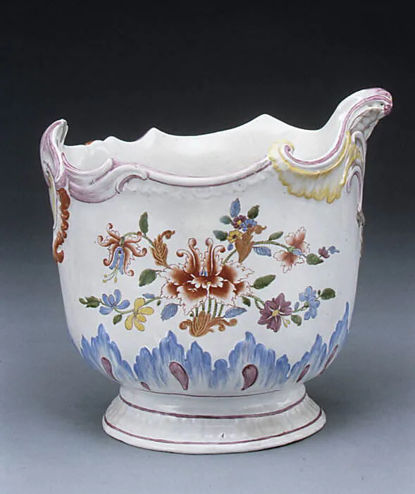 Wine bottle cooler (one of a pair) — Doccia Porcelain Manufactory