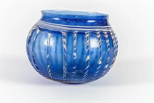 Glass ribbed bowl