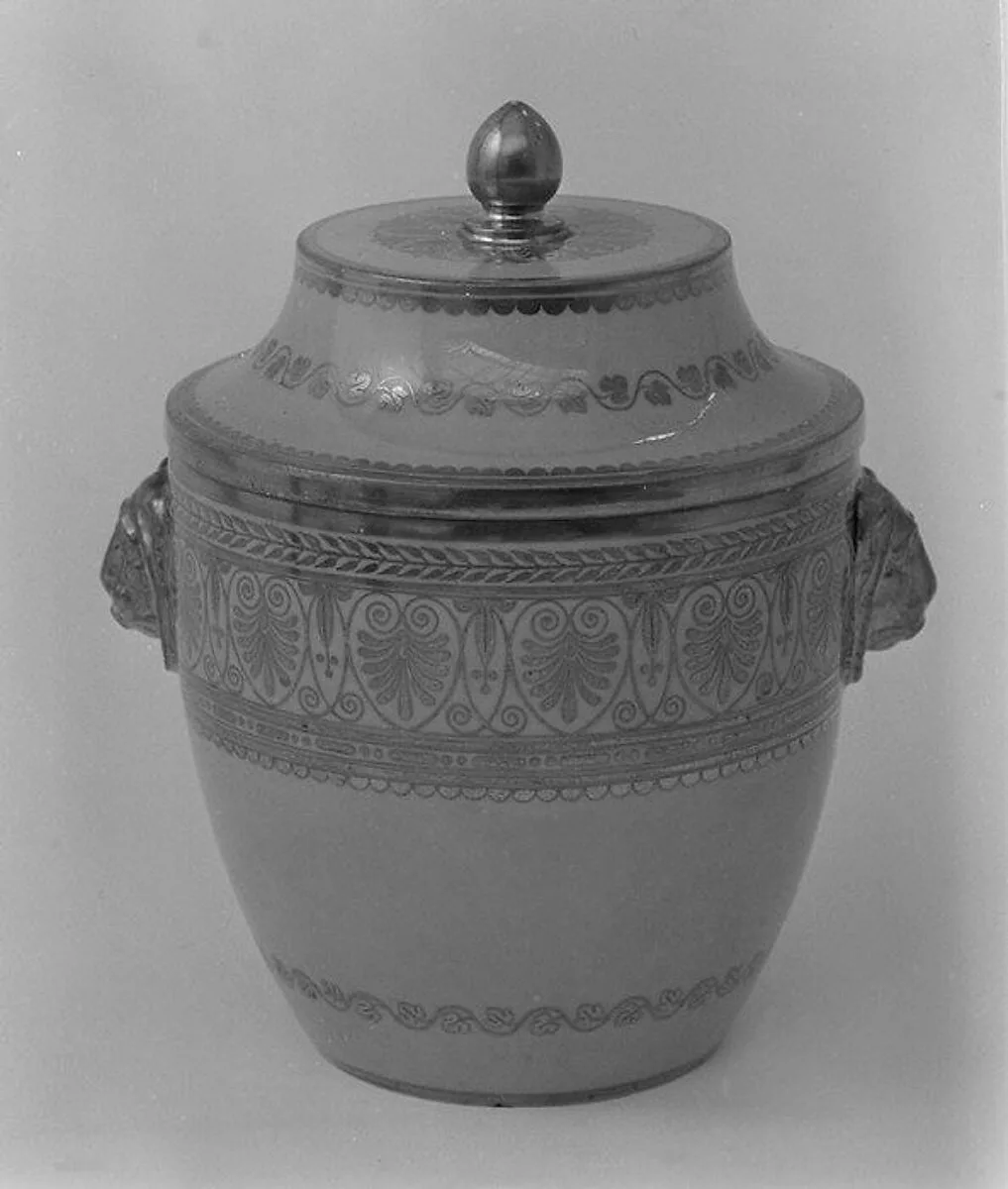 Sugar bowl with cover (pot à sucre pestum) (part of a service) — Sèvres Manufactory