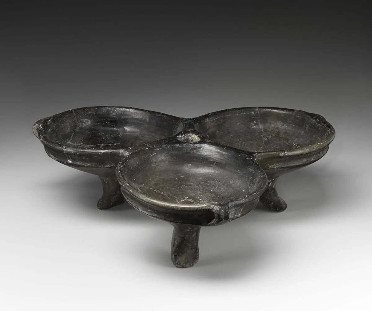 Footed tripartite dish — Unknown