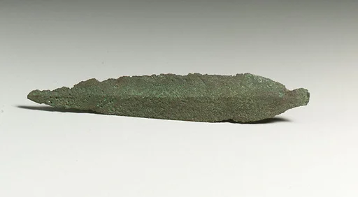 Dagger blade