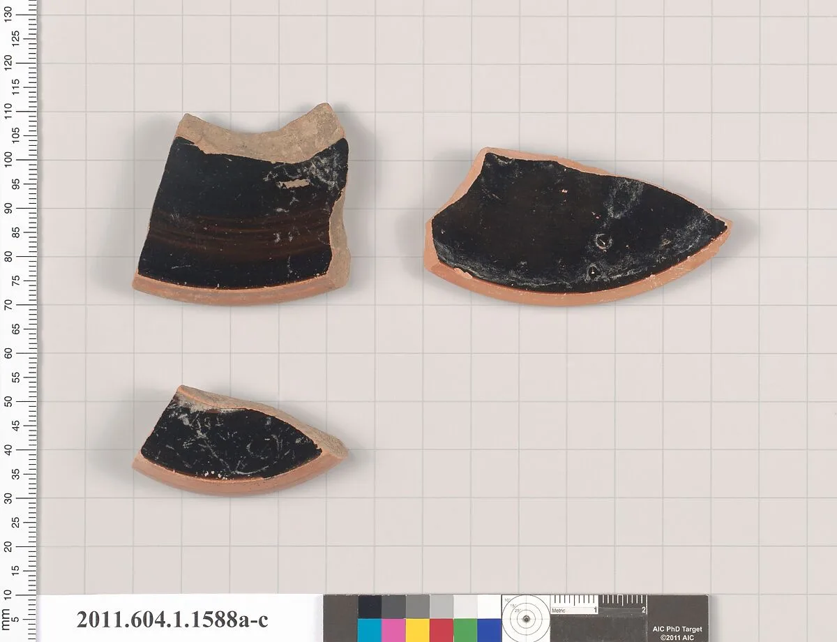 Terracotta fragments of kylikes (drinking cups) — Unknown