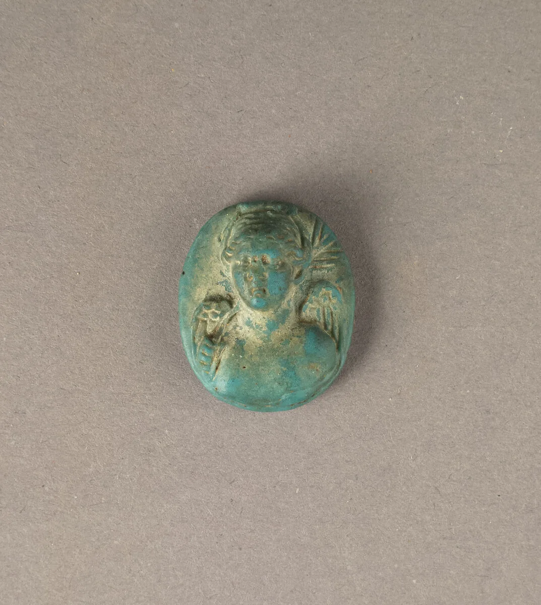 Glass medallion with winged Victory — Unknown