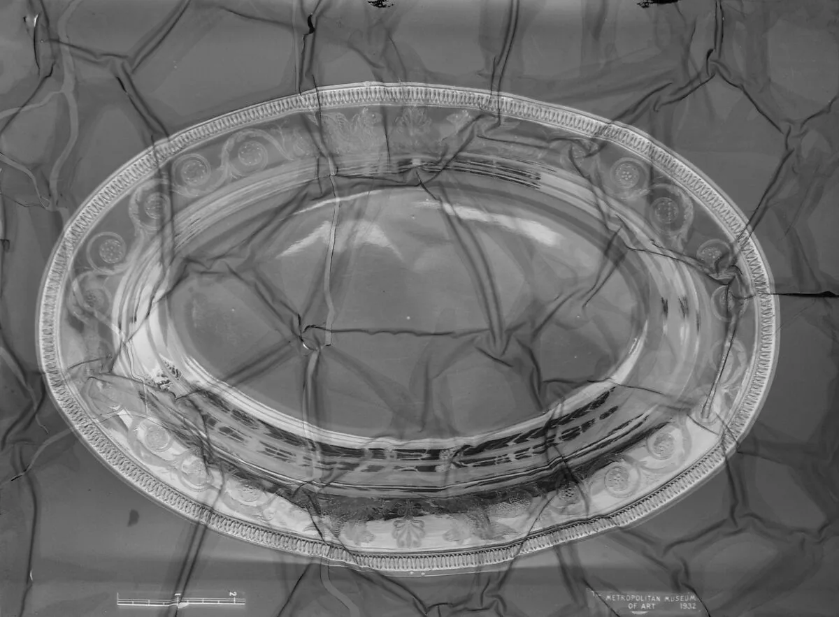 Dish — F.G.T