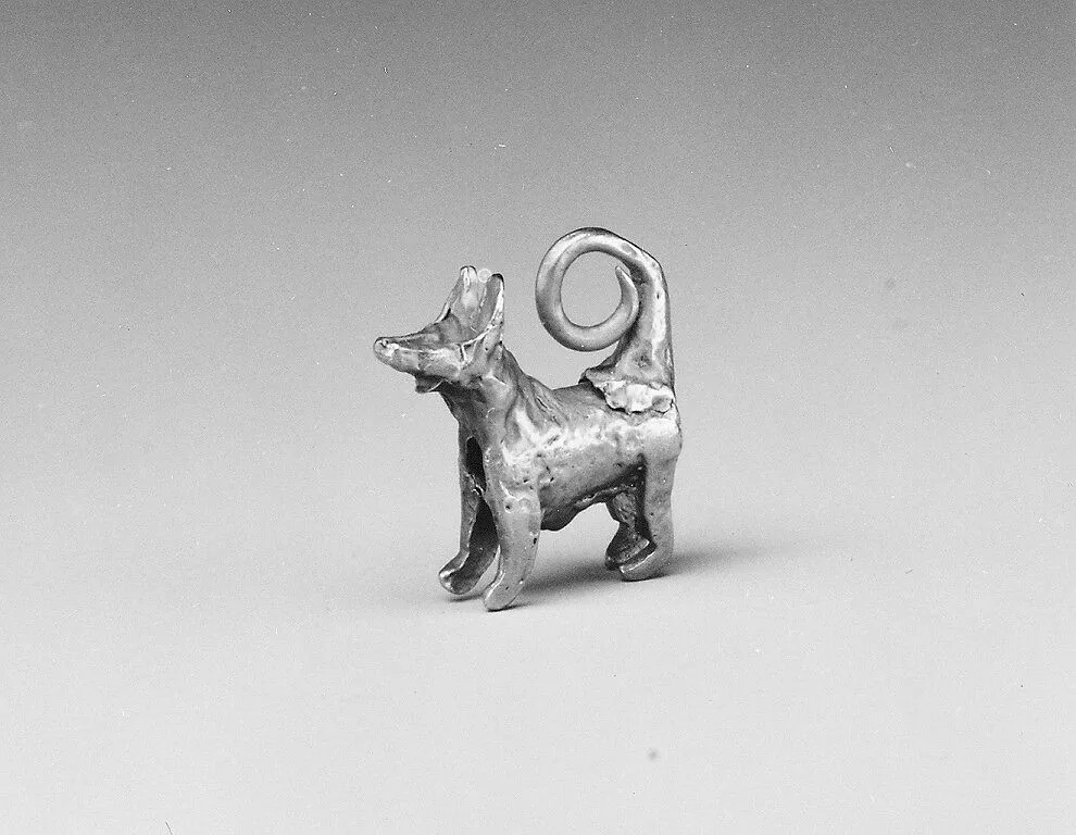Dog pendant — Unknown
