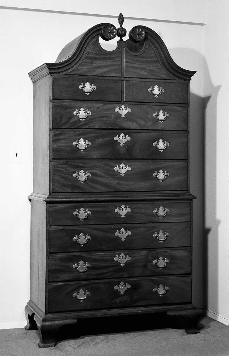 Chest-on-chest — Unknown
