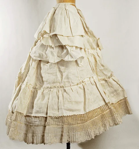 Cage crinoline