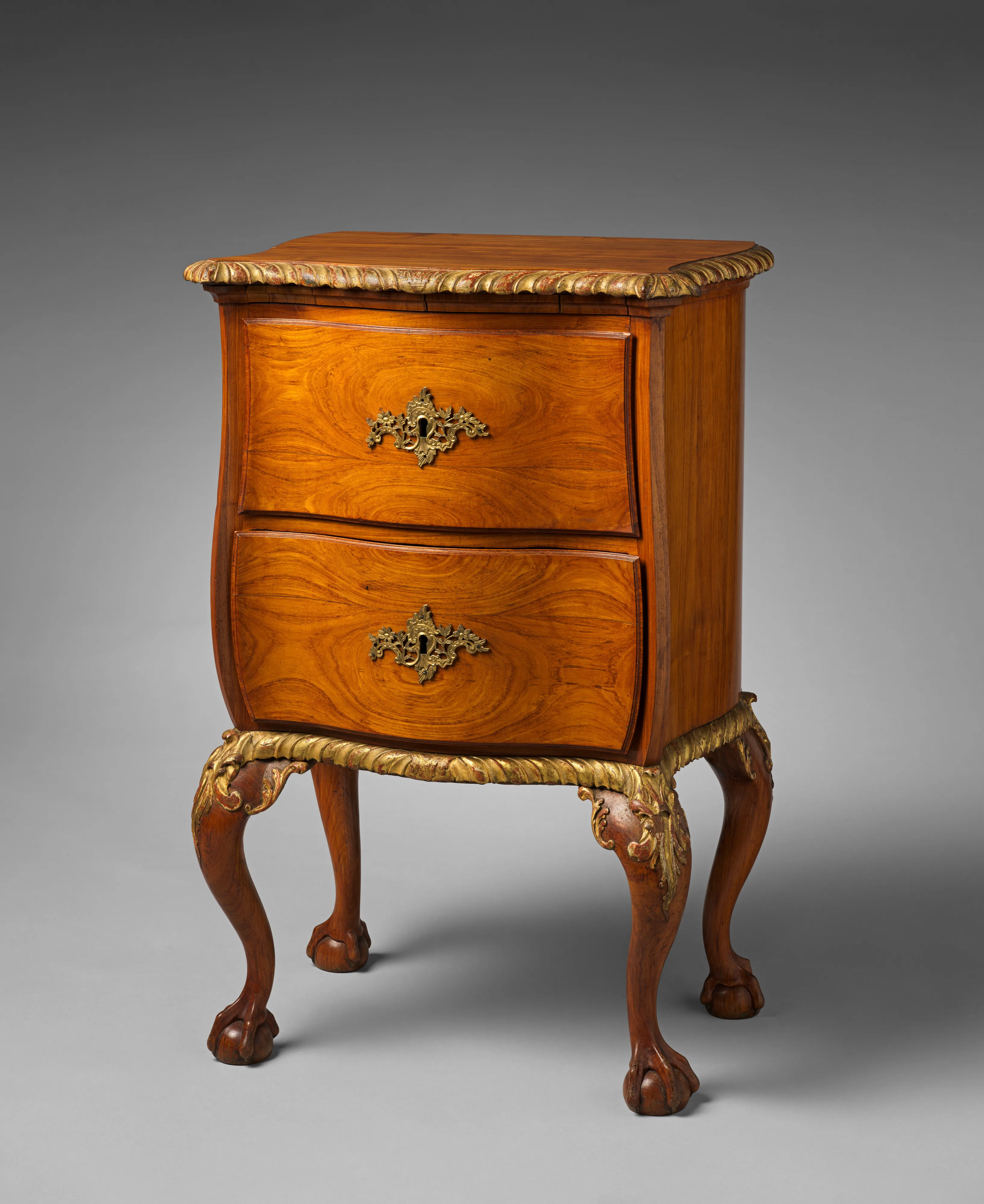 Small commode — Unknown