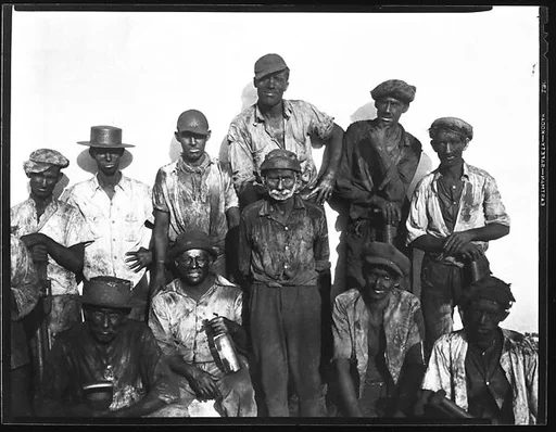 [Dockworkers, Havana]
