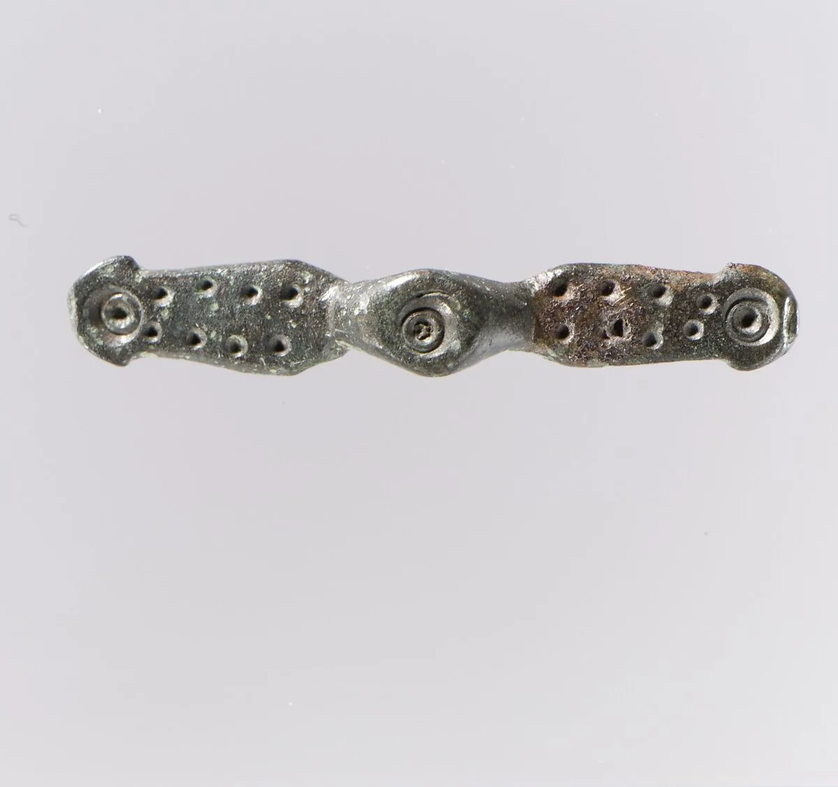 Equal-Arm Brooch — Unknown