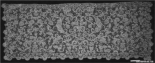 Cravat end