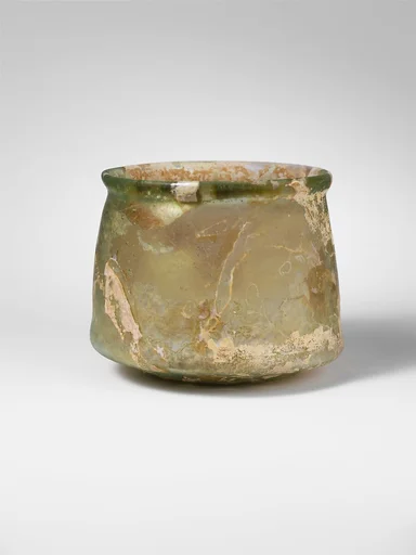 Glass cup