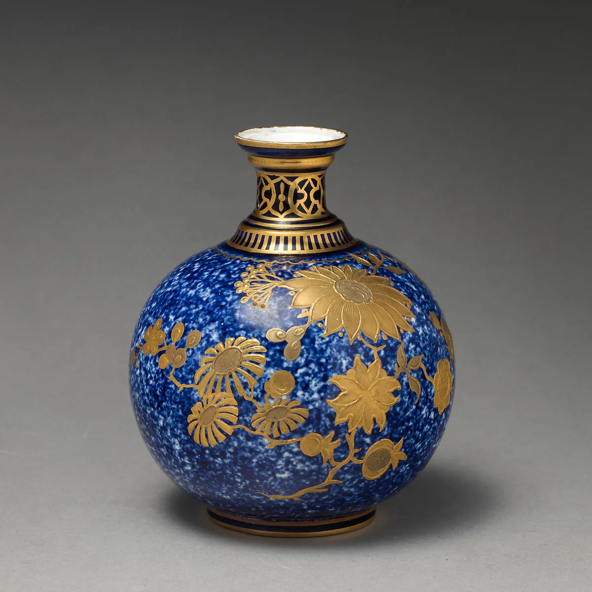 Small spherical vase — Crown Derby