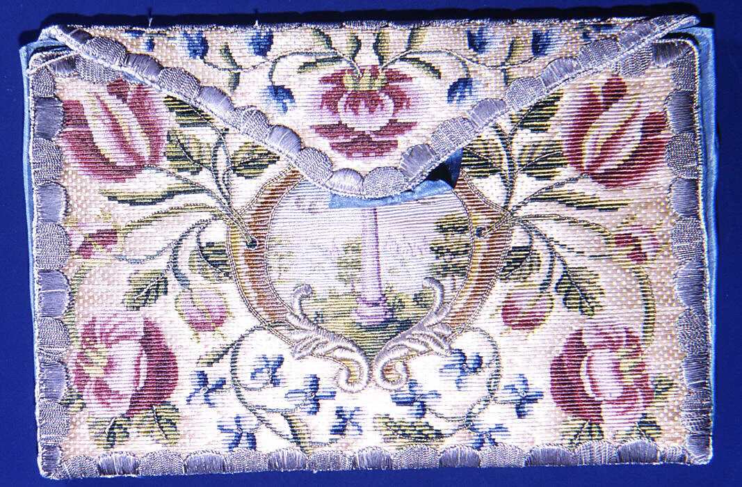 Étui — Unknown