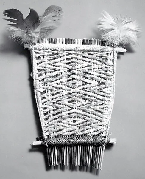 Comb with Feathers — Unknown