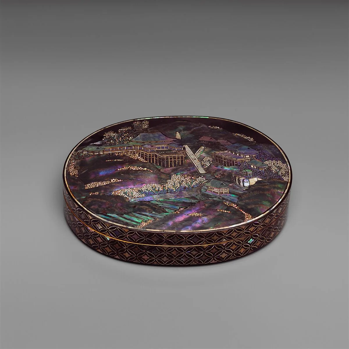 清水寺蒔絵螺鈿小箱|Small Box with Scene of Kiyomizudera Temple — Unknown