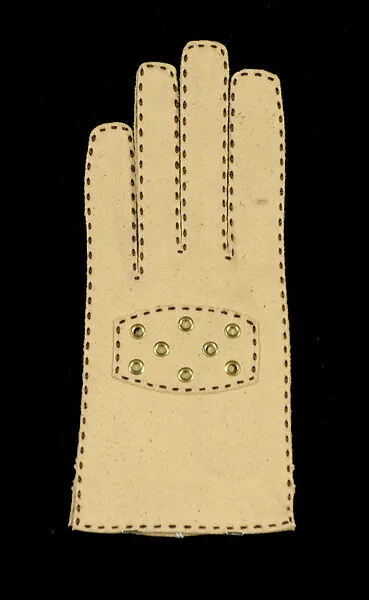 "Trotter" — Bonnie Cashin|Crescendoe Gloves, Inc.