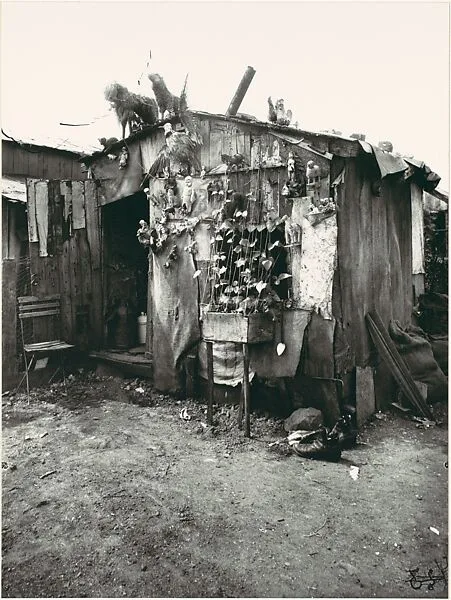 Ragpickers' Hut — Eugène Atget