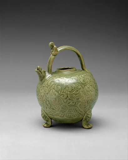 北宋 耀州窯青瓷刻劃花鳳紋提梁壺|Ewer with phoenix