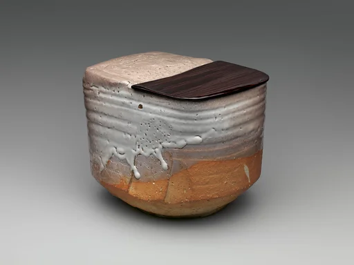 三輪休和(十代休雪)作 白萩水指|White Hagi Water Jar (Mizusashi)