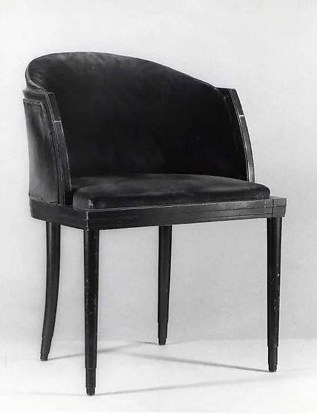 Chair — Jules Bouy