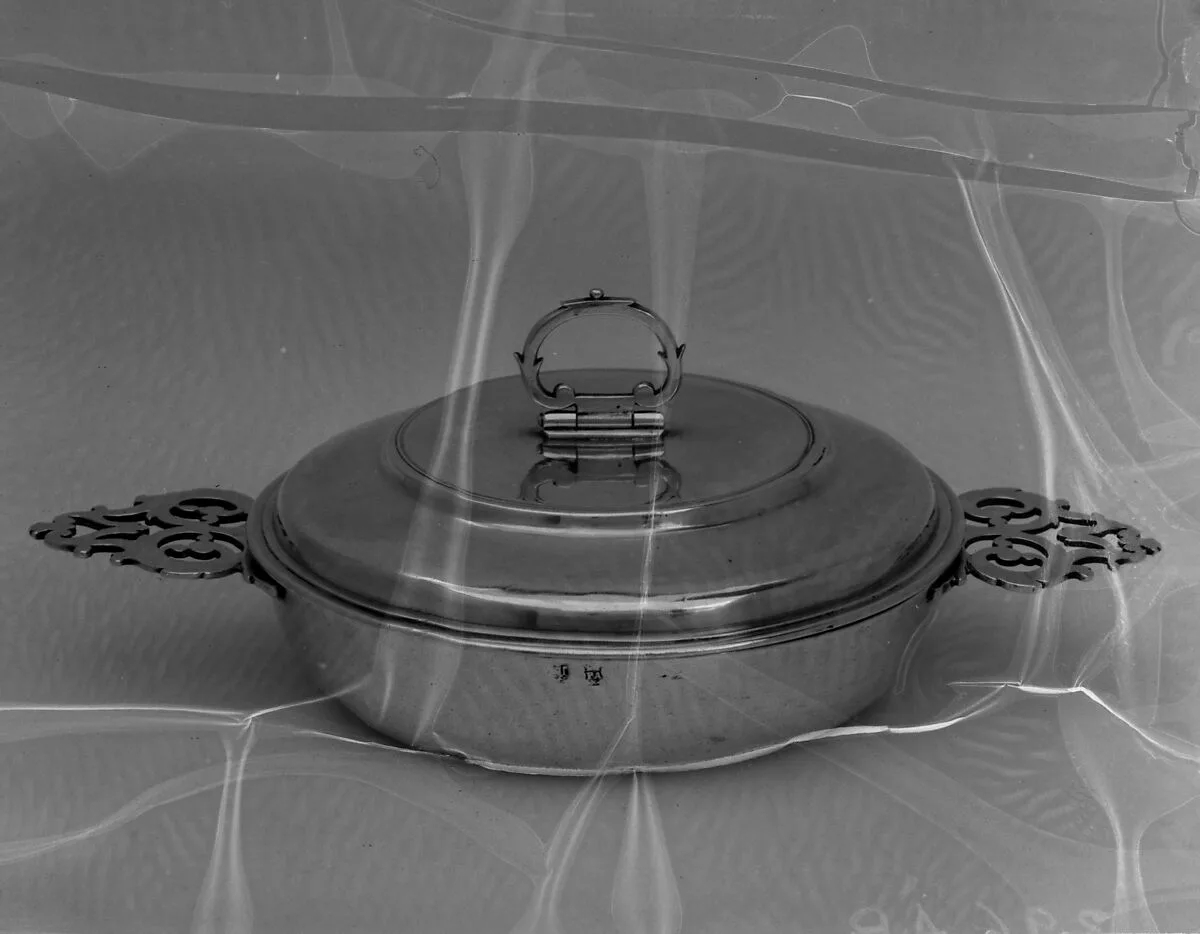 Dish with cover (Écuelle) — Unknown