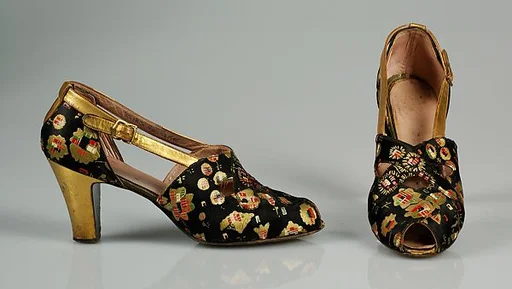 Evening shoes