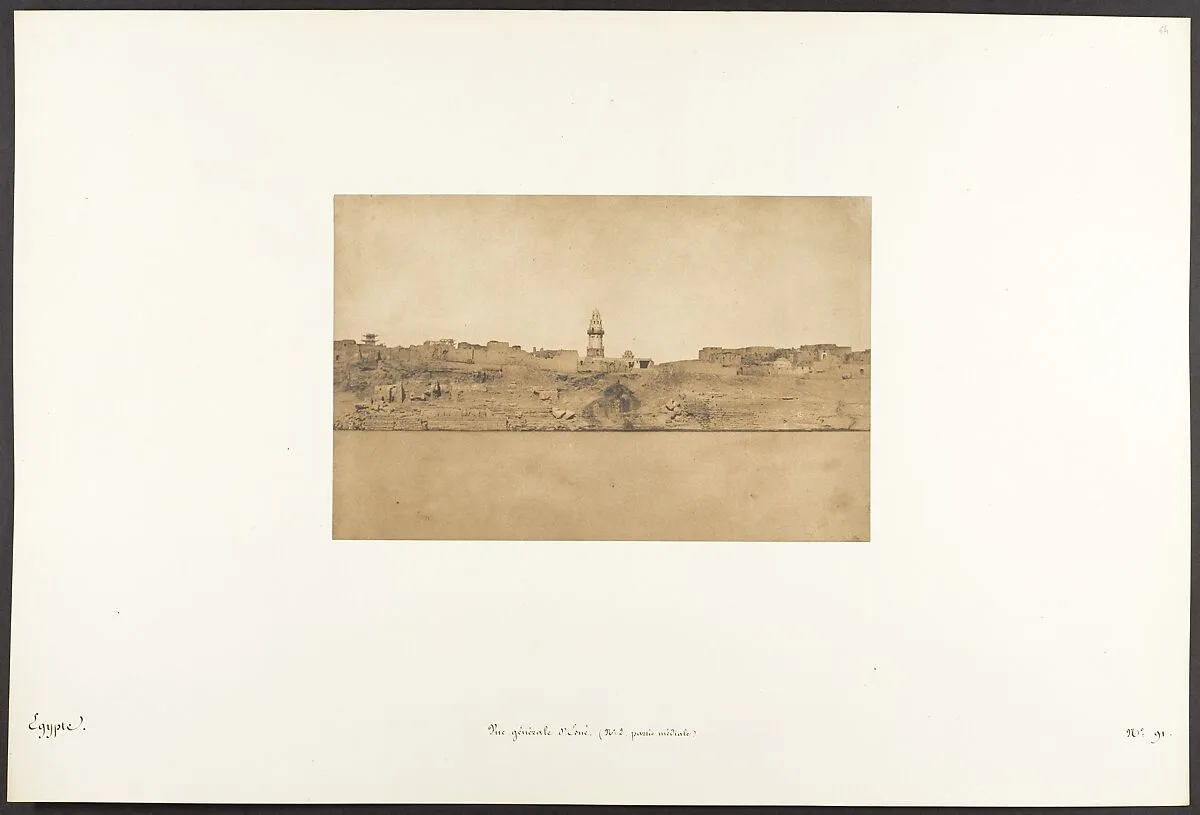 Vue générale d'Esné (No. 2, partie médiale) — Maxime Du Camp