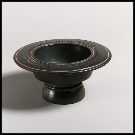Terracotta footed dishie