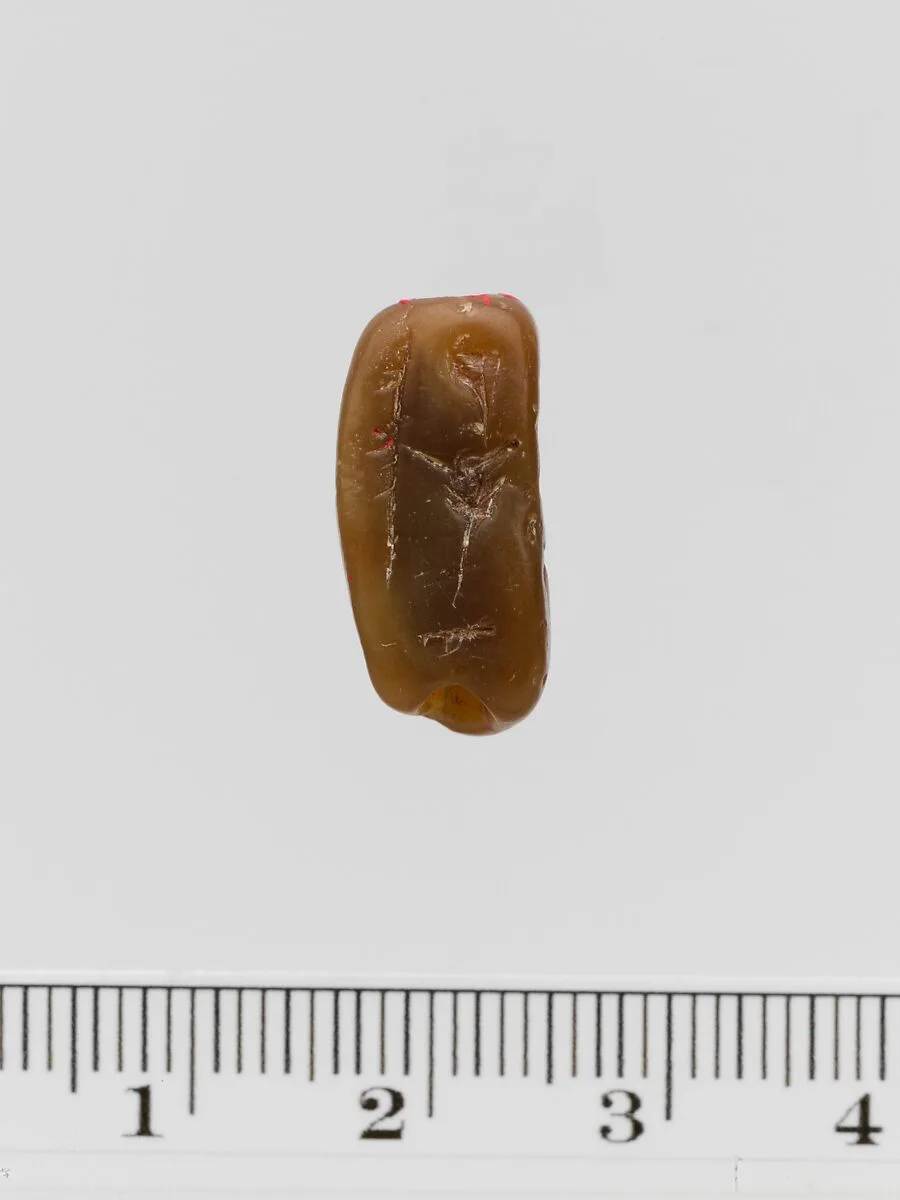 Steatite triangular prism — Unknown