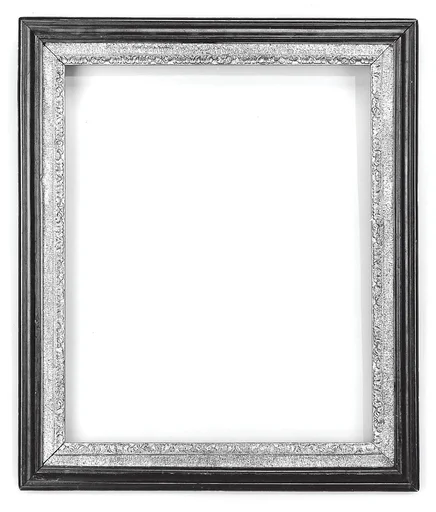 Reverse Hogarth molding