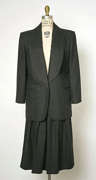 Suit — Perry Ellis Sportswear Inc.|Perry Ellis