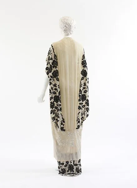Evening coat — Unknown