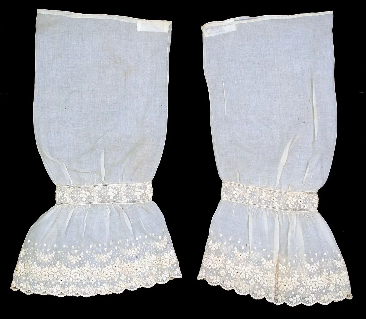 Undersleeves — Unknown