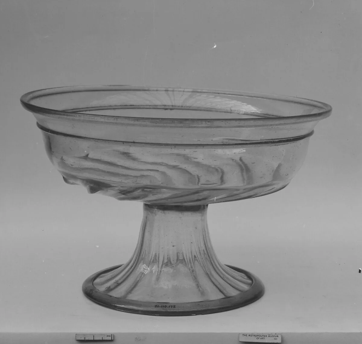Bowl on foot — Unknown