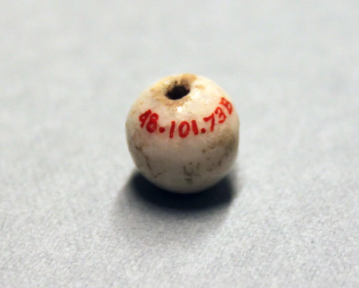 Bead — Unknown