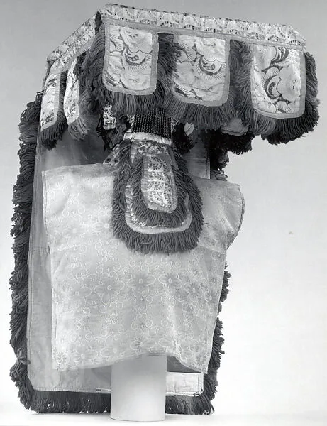 Masquerade Element: Headdress (Egungun) — Unknown