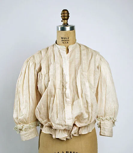 Shirtwaist