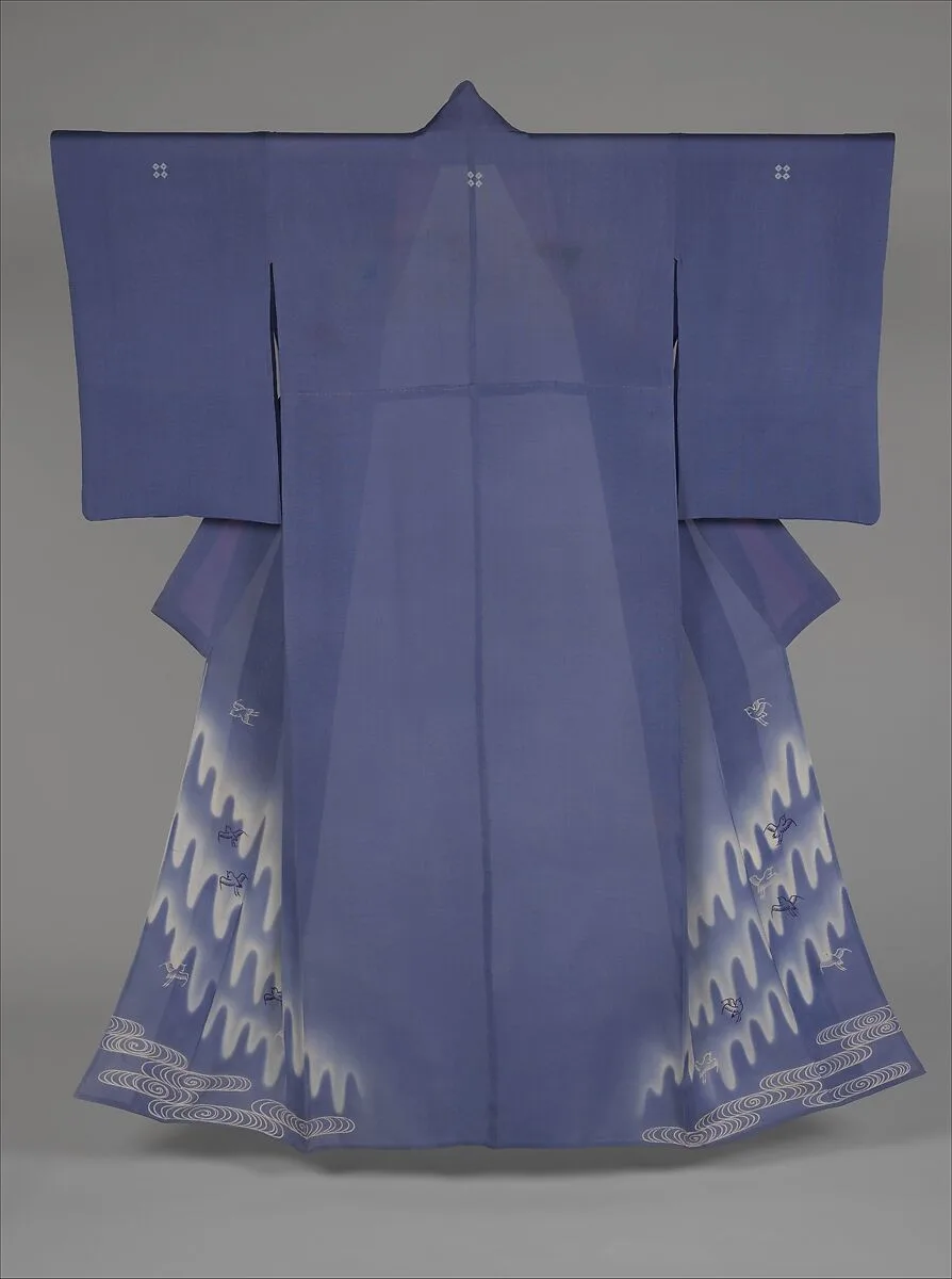藤紫絽地波千鳥模様単衣|Unlined Summer Kimono (Hito-e) with Plovers in Flight over Stylized Waves — Unknown