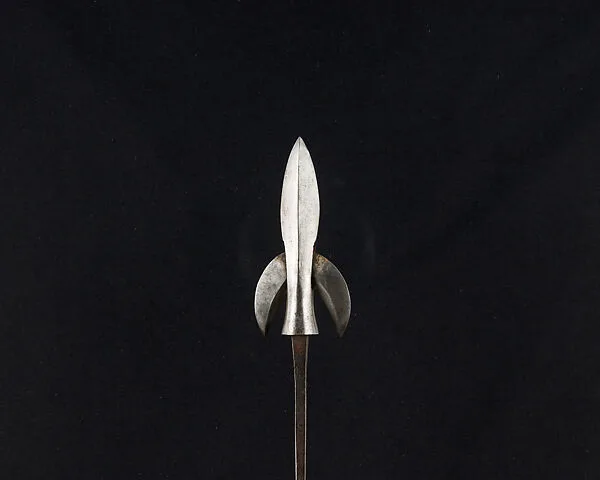 Arrowhead (<i>Yanone</i>) — Unknown