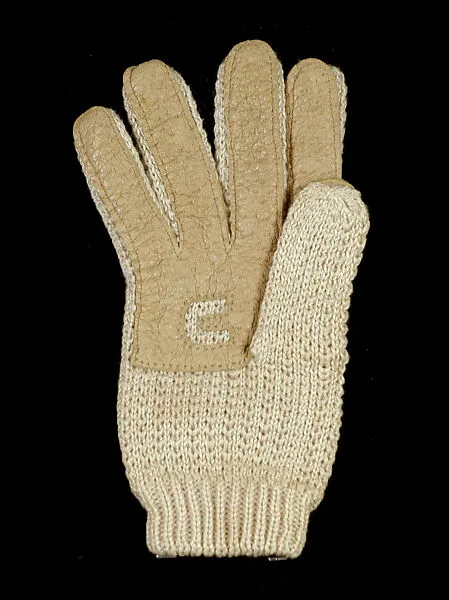 Gloves — Crescendoe Gloves, Inc.|Bonnie Cashin