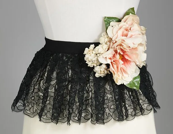 Evening apron — Mainbocher|Mainbocher
