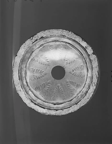 Glassmaking Mold — Unknown