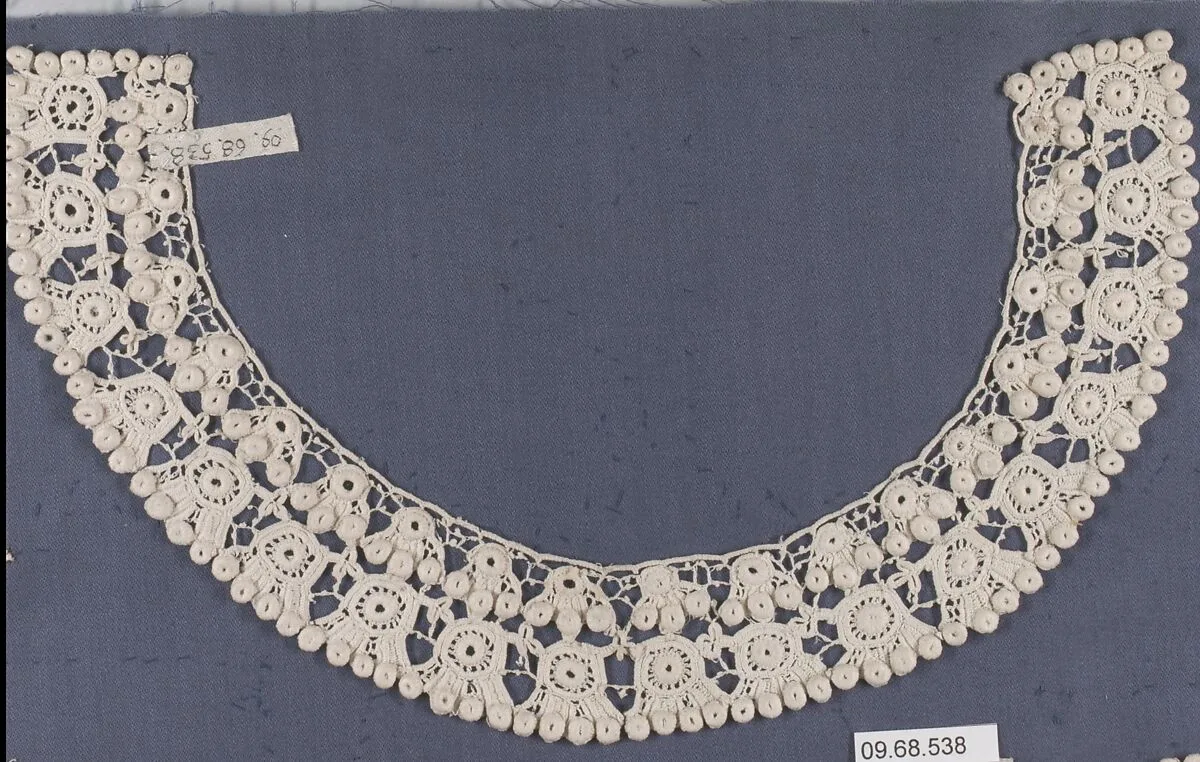 Collar lace — Unknown
