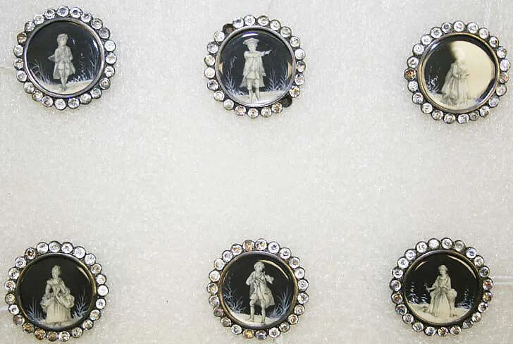 Button — Unknown