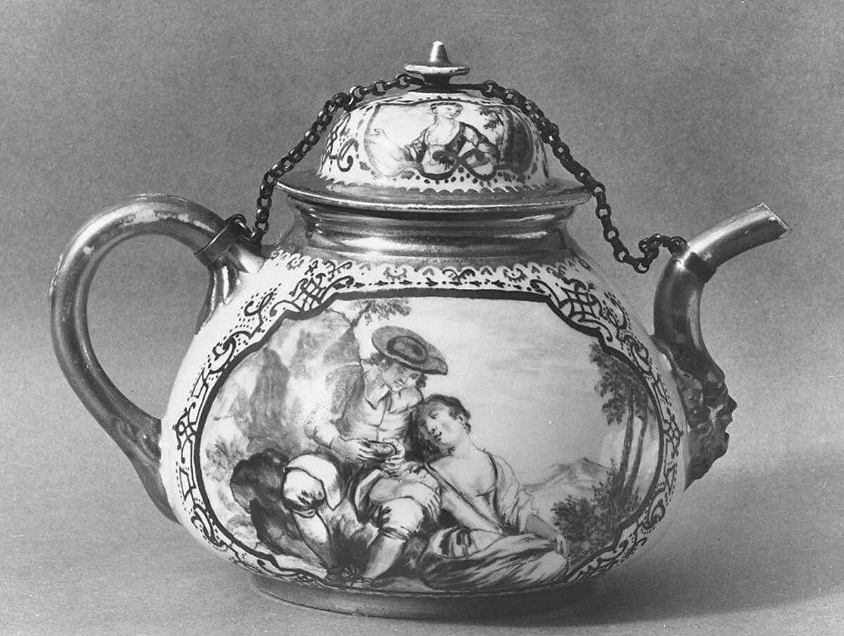 Teapot with cover — Meissen Manufactory|Abraham Seuter
